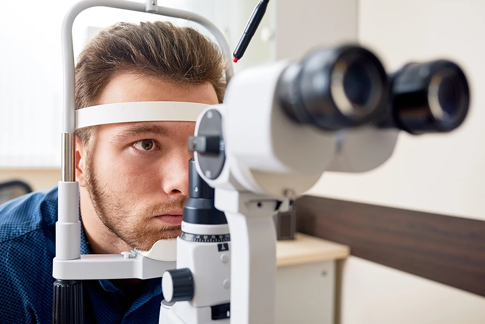 Understanding Peripheral Vision Loss & Risk Factors