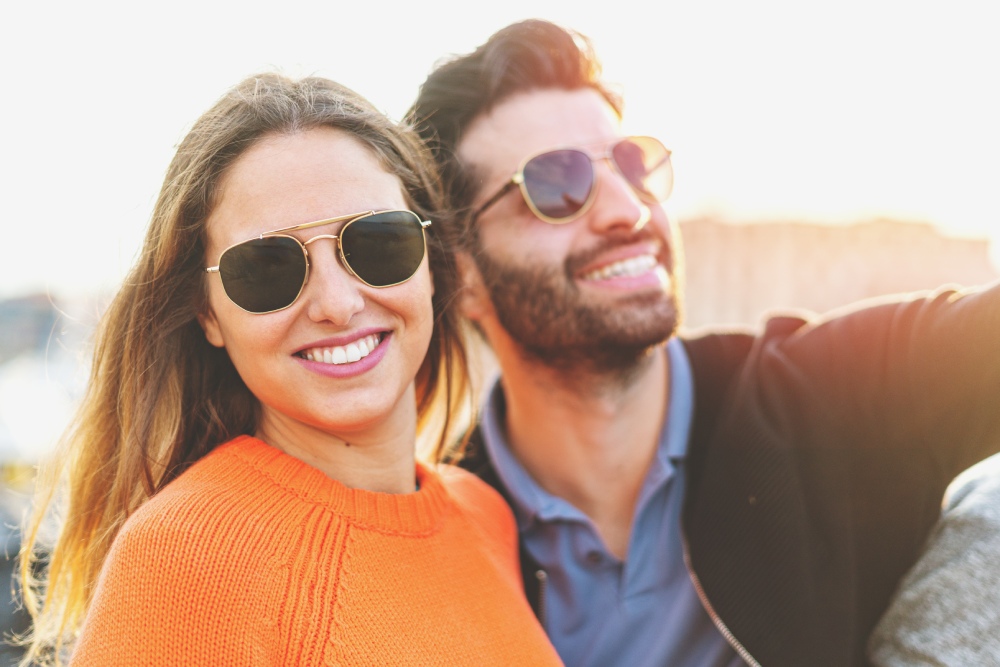 The Importance of Sunglasses: How to Choose the Right Pair for Your Eyes
