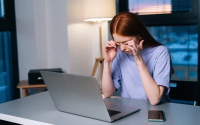 Why Your Eyes Feel Fine in the Morning but Tired by Night
